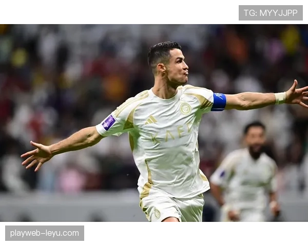 C罗绿茵场表现稳健,岁月难掩巨星风采 C罗绿茵场表现稳健,岁月难掩巨星风采