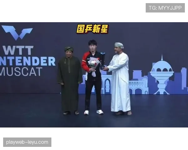 Osimhen状态稳健，倾囊相授助力新星崛起