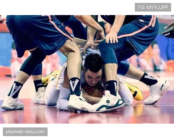 Lautaro 在训练场上的表现稳定，迎来状态回暖，为球队注入新活力