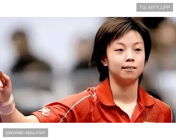 张怡宁打完比赛顺手把对手的球拍也赢走了？